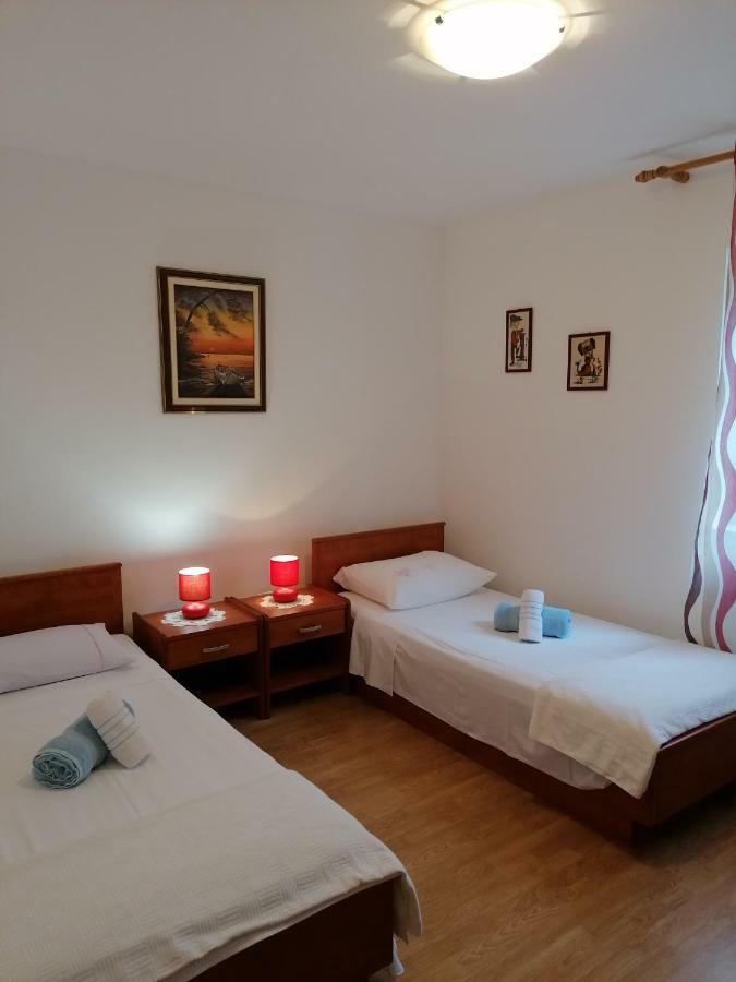 Apartments Marlen Mali Lošinj Dış mekan fotoğraf